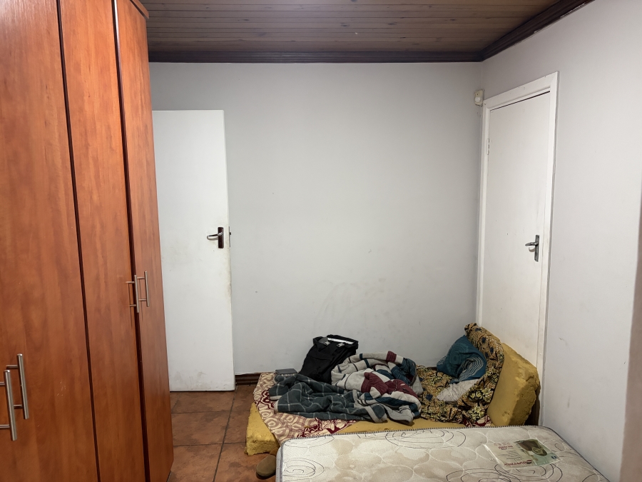 6 Bedroom Property for Sale in Table View Western Cape